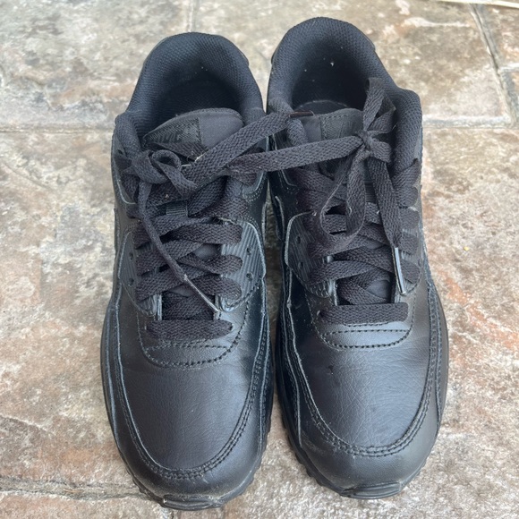 Nike AirMax 90 - Picture 3 of 4